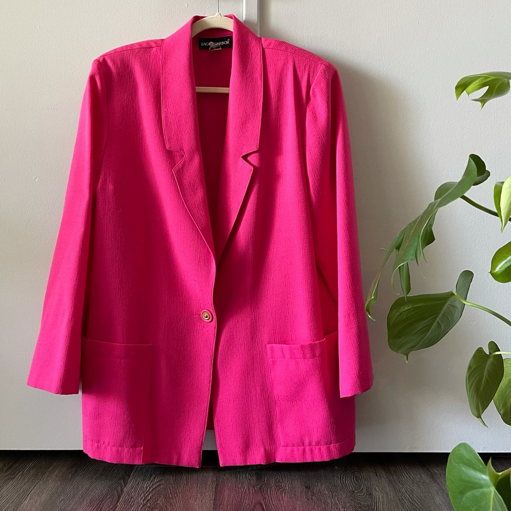 Hot pink lightweight blazer.